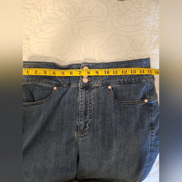 Guess Ankle Skinny Jeans Women's Size 31 Pre-Loved *2 flaws - Picture 3 of 10